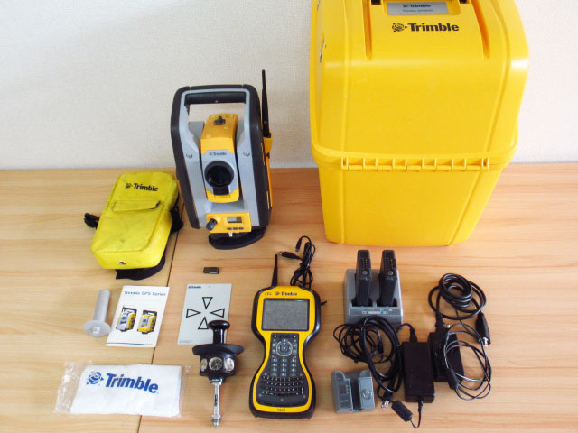Trimble トリンブル SPS620 自動追尾 トータルステーション オートフォーカス